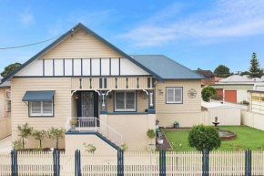 Kamira House - Pool Table and Pool - Perfect Getaway, Cessnock